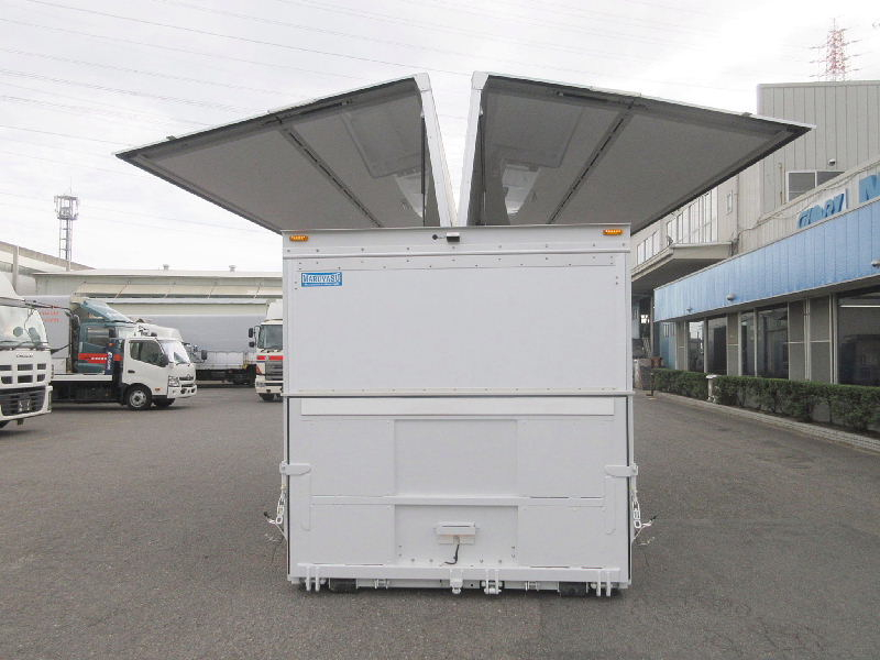 三菱ふそう 特殊車両|中古トラックの販売・買取・査定のアイナビ