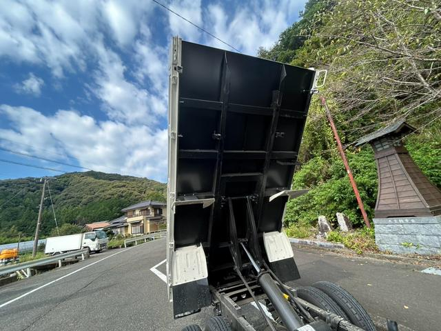 日野 ダンプ デュトロ|中古トラックの販売・買取・査定のアイナビ