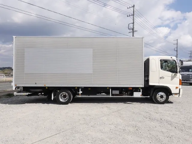 日野 バン車 レンジャー|中古トラックの販売・買取・査定のアイナビ