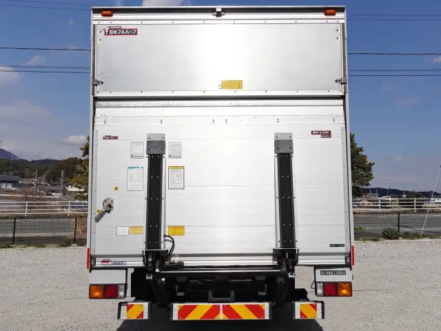 三菱 バン車 ファイター|中古トラックの販売・買取・査定のアイナビ