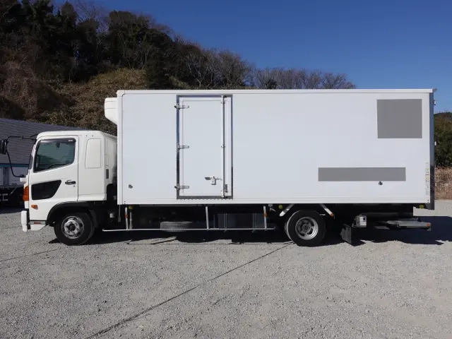 日野 冷凍バン レンジャー|中古トラックの販売・買取・査定のアイナビ