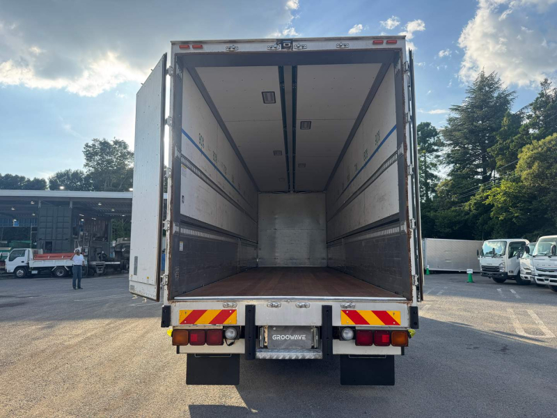 日野 ウイング車 プロフィア|中古トラックの販売・買取・査定のアイナビ