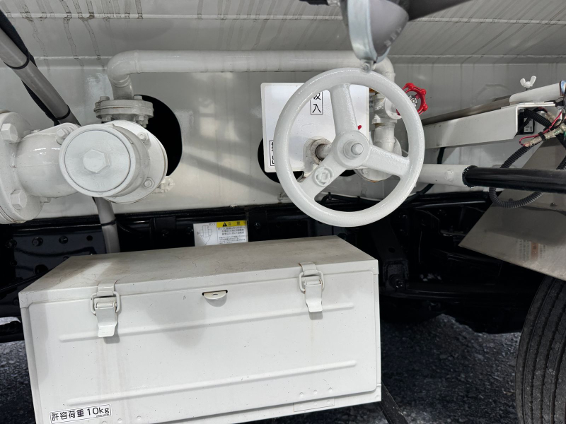 三菱ふそう 特殊車両 キャンター|中古トラックの販売・買取・査定のアイナビ
