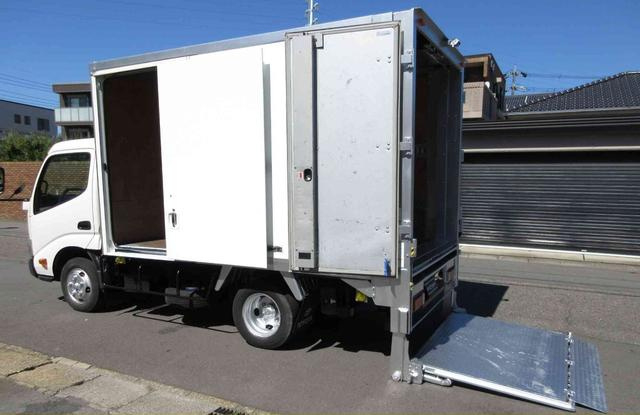 トヨタ バン車|中古トラックの販売・買取・査定のアイナビ