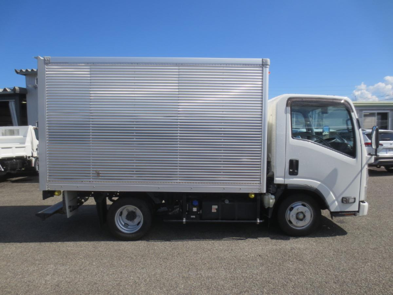 いすゞ バン車|中古トラックの販売・買取・査定のアイナビ