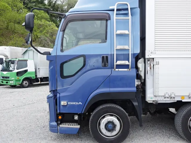 いすゞ ウイング車 ギガ|中古トラックの販売・買取・査定のアイナビ