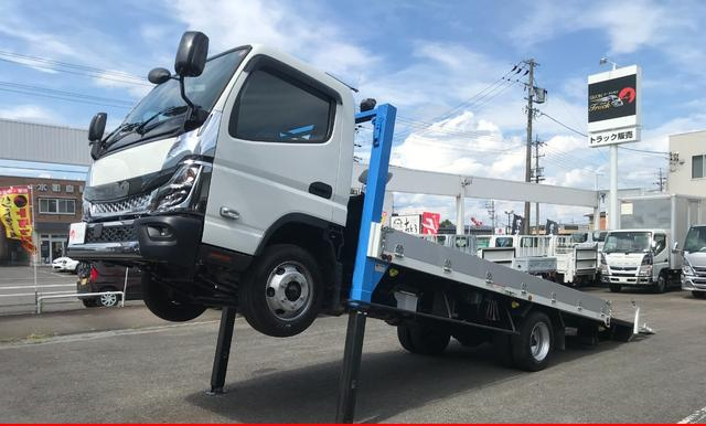 三菱ふそう 特殊車両 キャンター|中古トラックの販売・買取・査定のアイナビ