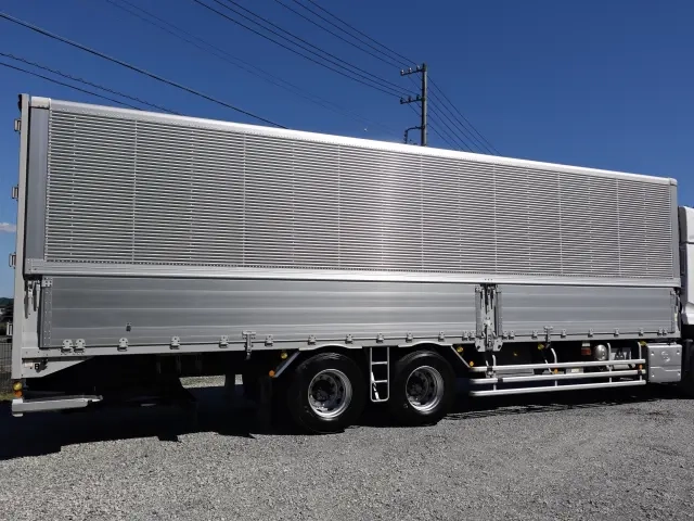 UDトラックス ウイング車 クオン|中古トラックの販売・買取・査定のアイナビ