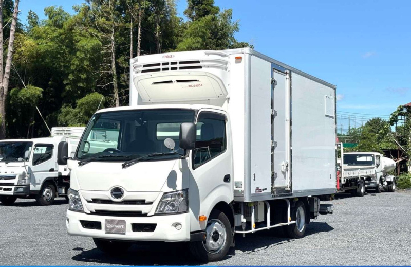日野 冷凍バン デュトロ|中古トラックの販売・買取・査定のアイナビ