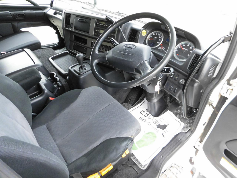 日野 トラクタ|中古トラックの販売・買取・査定のアイナビ