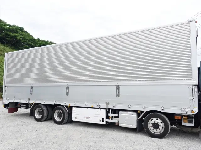 UDトラックス ウイング車 クオン|中古トラックの販売・買取・査定のアイナビ