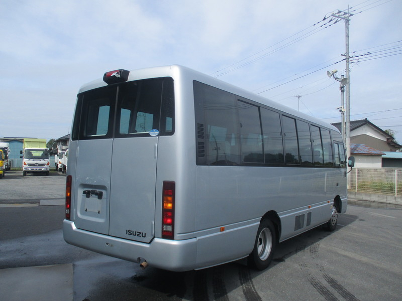 いすゞ バス|中古トラックの販売・買取・査定のアイナビ