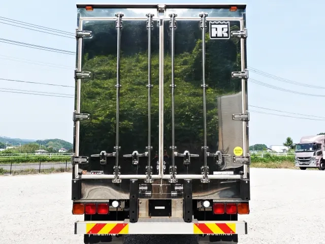 いすゞ 冷凍バン ギガ|中古トラックの販売・買取・査定のアイナビ