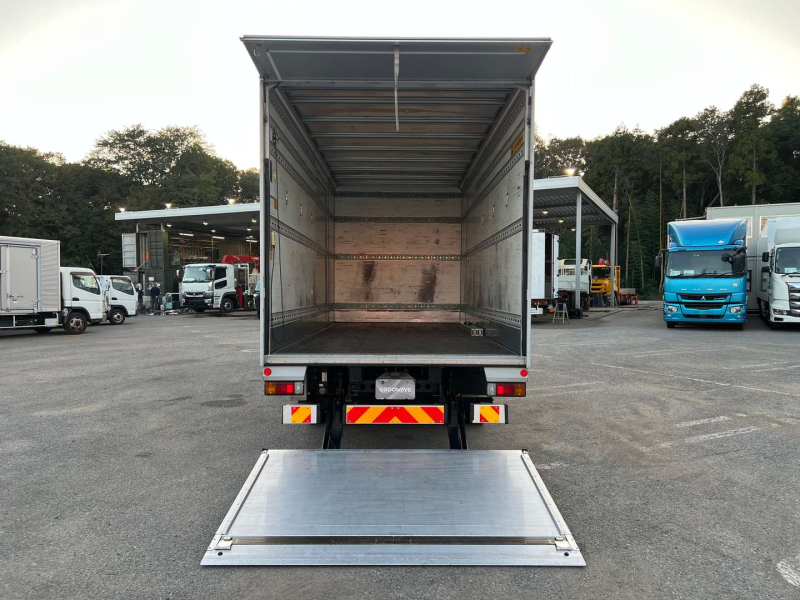 日野 ウイング車 デュトロ|中古トラックの販売・買取・査定のアイナビ