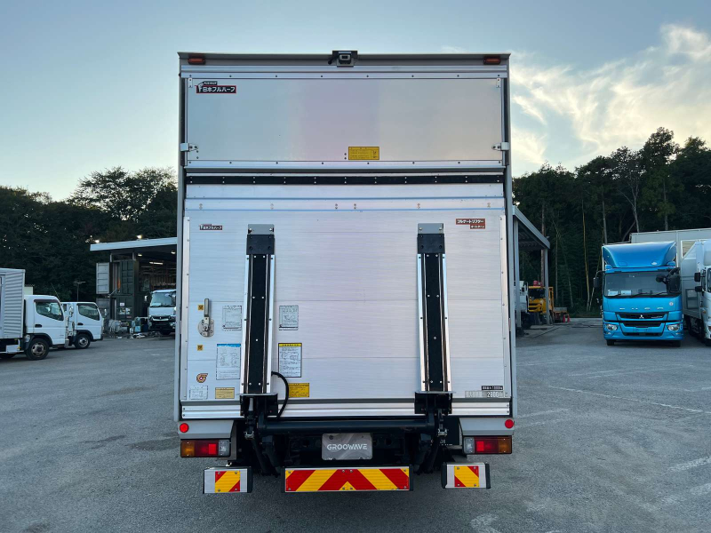 日野 ウイング車 デュトロ|中古トラックの販売・買取・査定のアイナビ