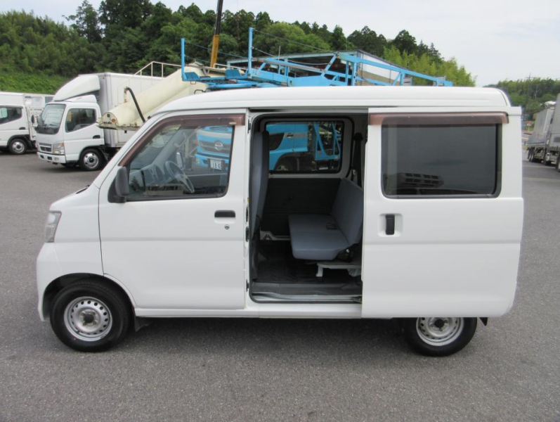 ダイハツ バン車|中古トラックの販売・買取・査定のアイナビ