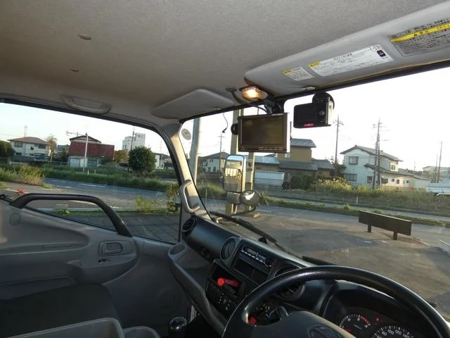 日野 バン車 デュトロ|中古トラックの販売・買取・査定のアイナビ