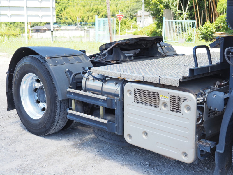 いすゞ トラクタ ギガ|中古トラックの販売・買取・査定のアイナビ
