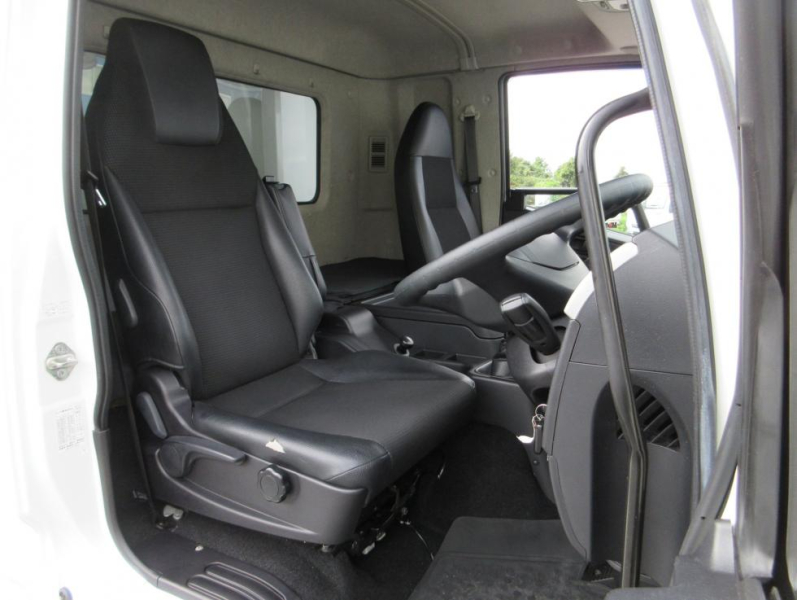 三菱ふそう ウイング車|中古トラックの販売・買取・査定のアイナビ
