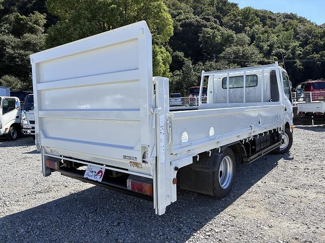 日野 平ボディ デュトロ|中古トラックの販売・買取・査定のアイナビ