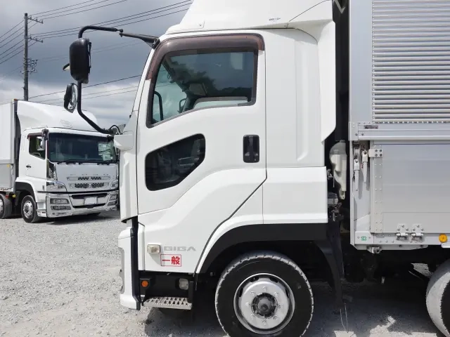 いすゞ ウイング車 ギガ|中古トラックの販売・買取・査定のアイナビ