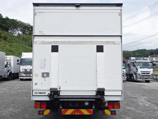 日野 バン車 レンジャー|中古トラックの販売・買取・査定のアイナビ