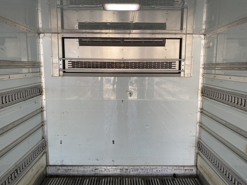 三菱ふそう 冷凍バン ファイター|中古トラックの販売・買取・査定のアイナビ