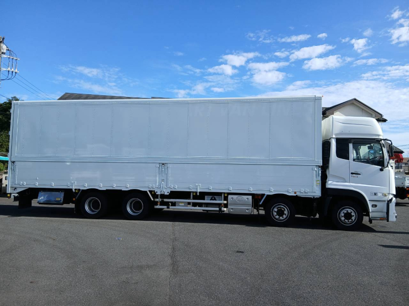 UDトラックス ウイング車 クオン|中古トラックの販売・買取・査定のアイナビ
