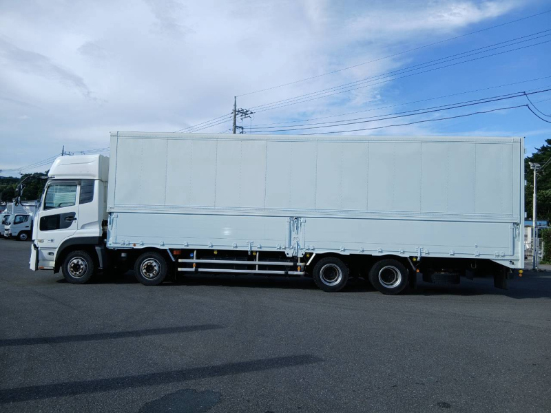 UDトラックス ウイング車 クオン|中古トラックの販売・買取・査定のアイナビ