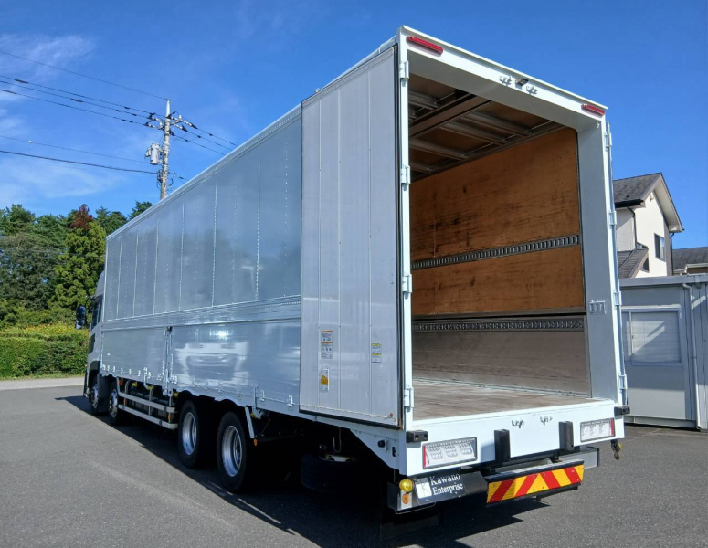 UDトラックス ウイング車 クオン|中古トラックの販売・買取・査定のアイナビ
