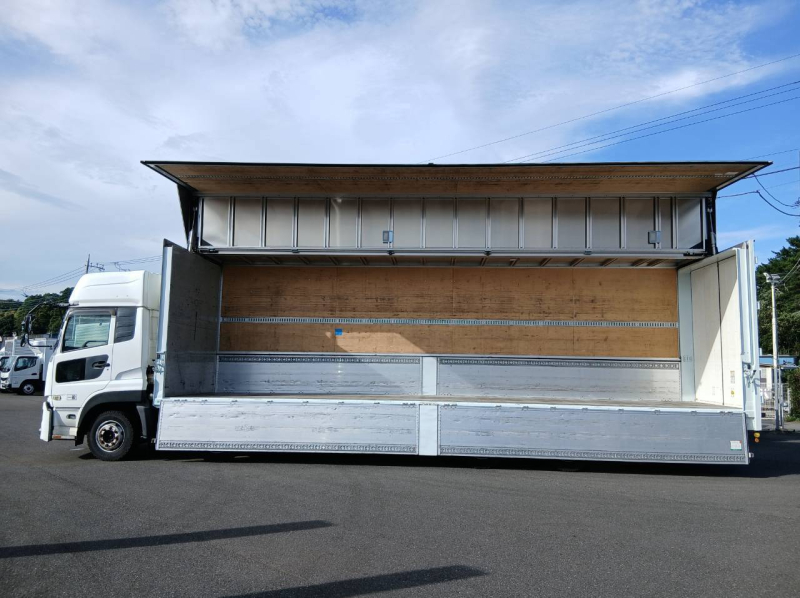 UDトラックス ウイング車 クオン|中古トラックの販売・買取・査定のアイナビ