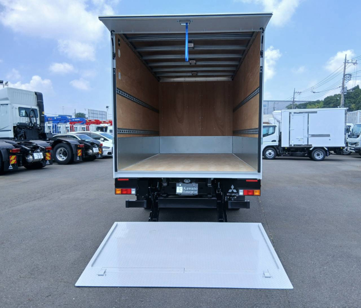 三菱ふそう バン車 キャンター|中古トラックの販売・買取・査定のアイナビ