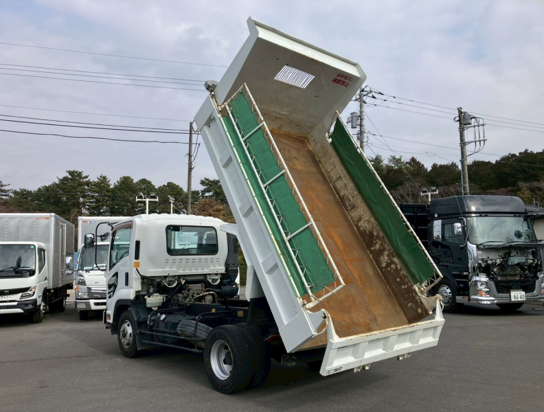 いすゞ ダンプ フォワード|中古トラックの販売・買取・査定のアイナビ