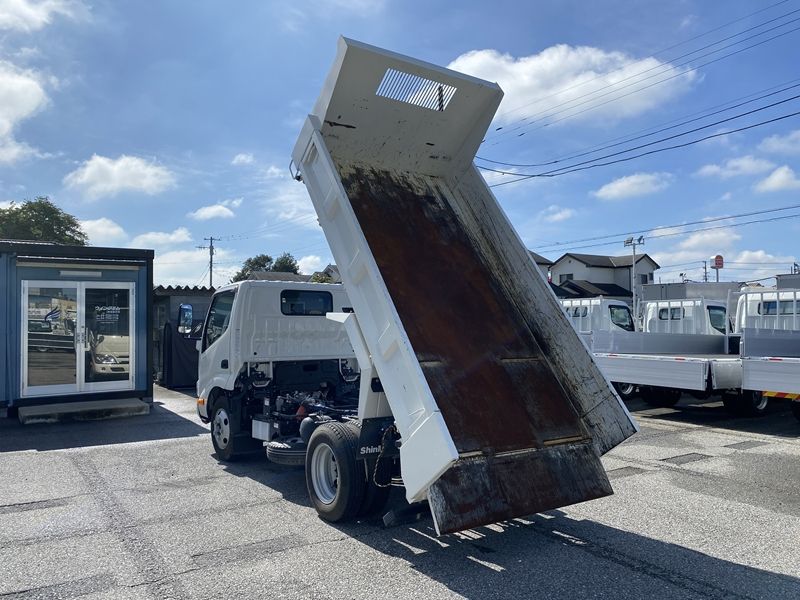 キャンター　4ナンバー　新明和工業　水平ゲート　ローダーダンプ　積載3,000kg|中古トラックの販売・買取・査定のアイナビ