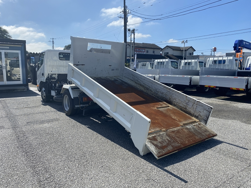 キャンター　4ナンバー　新明和工業　水平ゲート　ローダーダンプ　積載3,000kg|中古トラックの販売・買取・査定のアイナビ