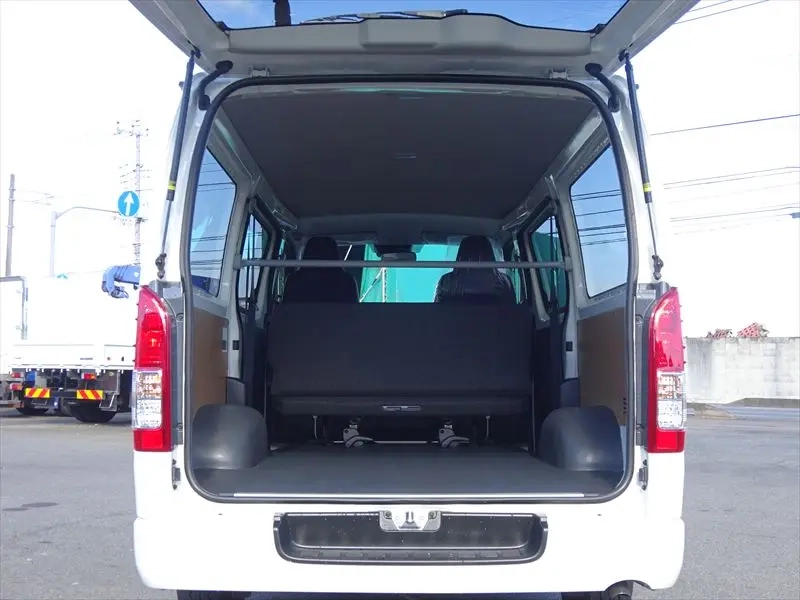 トヨタ バン車|中古トラックの販売・買取・査定のアイナビ