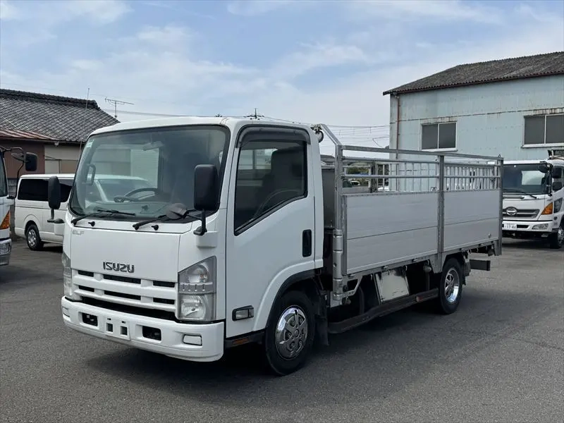 いすゞ 特殊車両|中古トラックの販売・買取・査定のアイナビ