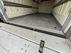 日野 冷凍バン デュトロ|中古トラックの販売・買取・査定のアイナビ