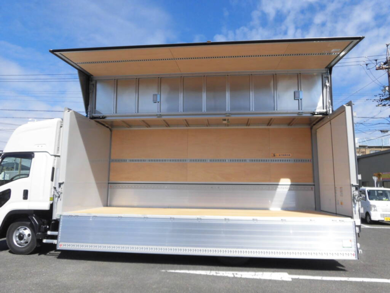いすゞ ウイング車 フォワード|中古トラックの販売・買取・査定のアイナビ