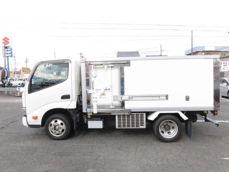 トヨタ 冷凍バン トヨエース|中古トラックの販売・買取・査定のアイナビ