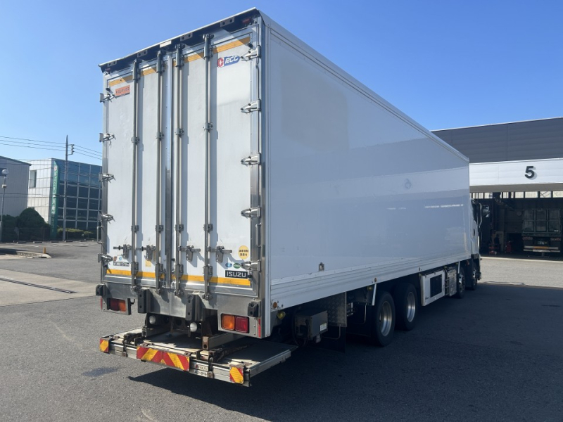 いすゞ バン車 ギガ|中古トラックの販売・買取・査定のアイナビ