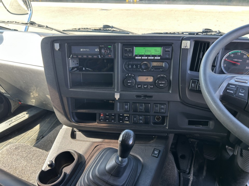 いすゞ バン車 ギガ|中古トラックの販売・買取・査定のアイナビ