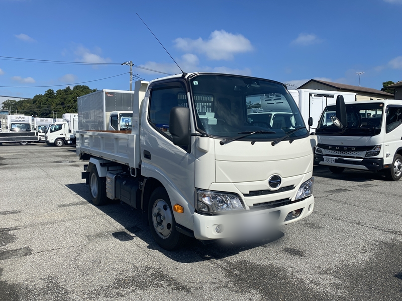 キャンター　4ナンバー　新明和工業　水平ゲート　ローダーダンプ　積載3,000kg|中古トラックの販売・買取・査定のアイナビ
