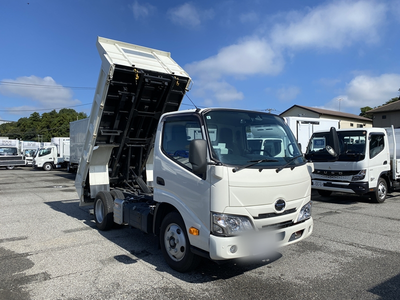 キャンター　4ナンバー　新明和工業　水平ゲート　ローダーダンプ　積載3,000kg|中古トラックの販売・買取・査定のアイナビ
