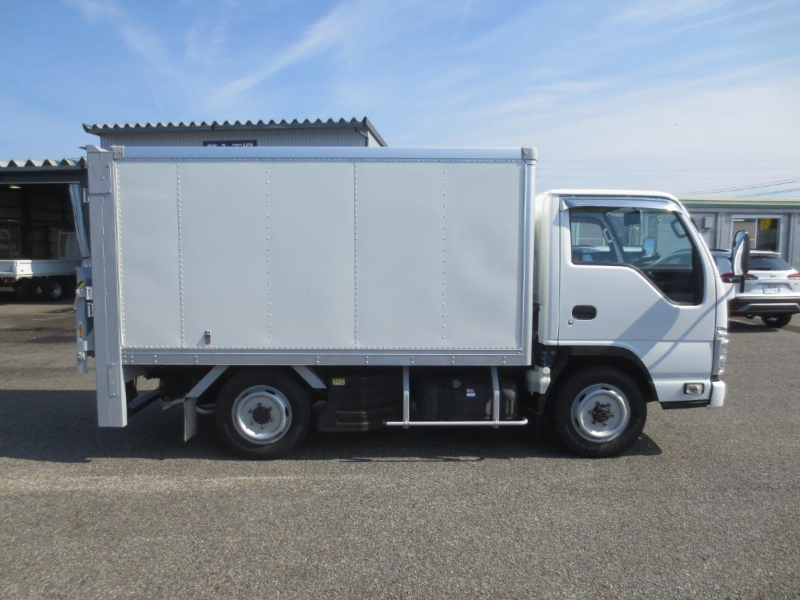 いすゞ バン車|中古トラックの販売・買取・査定のアイナビ