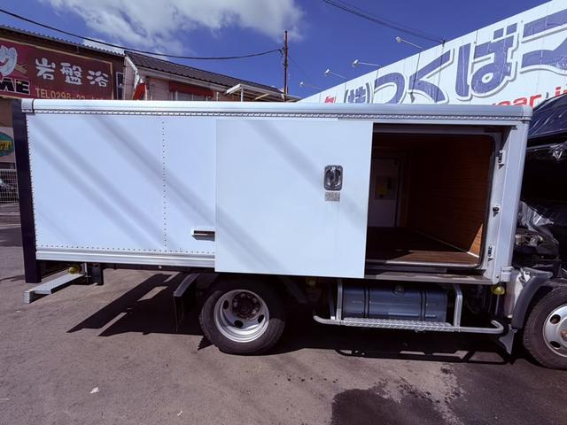 日野 バン車 デュトロ|中古トラックの販売・買取・査定のアイナビ