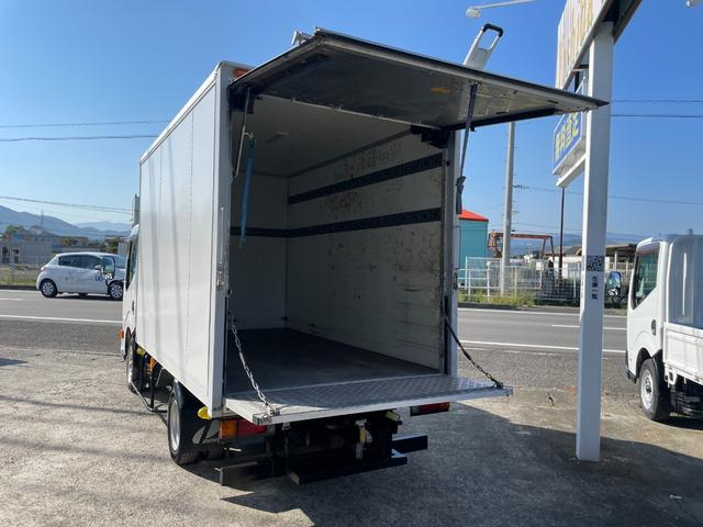 日産 バン車|中古トラックの販売・買取・査定のアイナビ