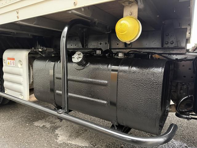 日野 バン車 デュトロ|中古トラックの販売・買取・査定のアイナビ