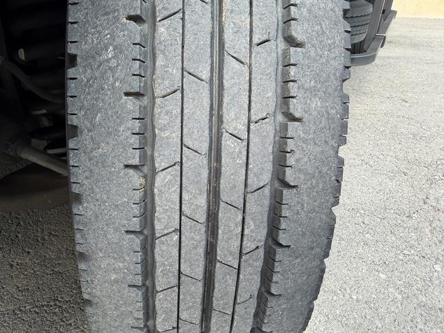 トヨタ バン車|中古トラックの販売・買取・査定のアイナビ