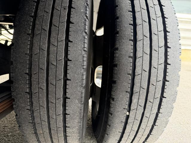 トヨタ バン車|中古トラックの販売・買取・査定のアイナビ